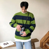 Xpoko New striped round neck sweater for men in autumn and winter loose lazy style sweater Korean style loose sweater, trendy jacket