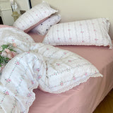 Xpoko  -  Vintage Countryside Floral Lace Ruffles Duvet Cover Set, Pillowcases with Bed Sheet, Fitted Sheet, Girls Bedding Set