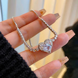 Xpoko Gifts Fashion Zircon Crystal Heart Bracelet for Women Geometric Rhinestone Chain Rhinestone Bracelets Trendy Girls Party Jewelry Gifts