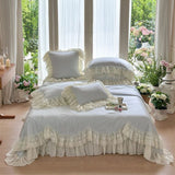 Xpoko  -  Lyocell Fiber Summer Quilt Romantic Lace Ruffles Princess Bedding Set Soft Silky Summer Comforter Blanket With 2 pillowcase 4Pcs