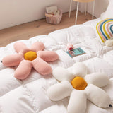 Xpoko Daisy Flower Decorative Cute Cushion Pillow