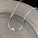 Xpoko Fashion Trend Unique Design Elegant Exquisite Simple Zircon Star Snake Bone Chain Necklace Women Jewelry Party Gift Wholesale