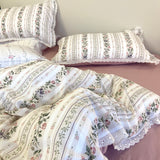 Xpoko  -  Vintage Countryside Floral Lace Ruffles Duvet Cover Set, Pillowcases with Bed Sheet, Fitted Sheet, Girls Bedding Set