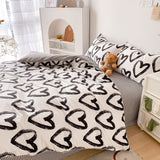 Xpoko Brush Painted Heart Bedding Set