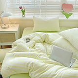 Xpoko Cozy Striped Bedding Set