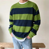 Xpoko New striped round neck sweater for men in autumn and winter loose lazy style sweater Korean style loose sweater, trendy jacket