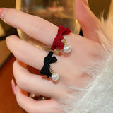 Xpoko Gifts Winter Flocking Design Pearl Bowknot Rings for Women Fashion Exquisite Opening Finger Ring Sweet Christmas Jewelry Accessories