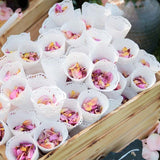 Xpoko 200Pcs Wedding Confetti Cones Kraft Petal Candy Holder Rose Dried Lace Paper Wrapper Confetti Cones For Wedding Party Decoration