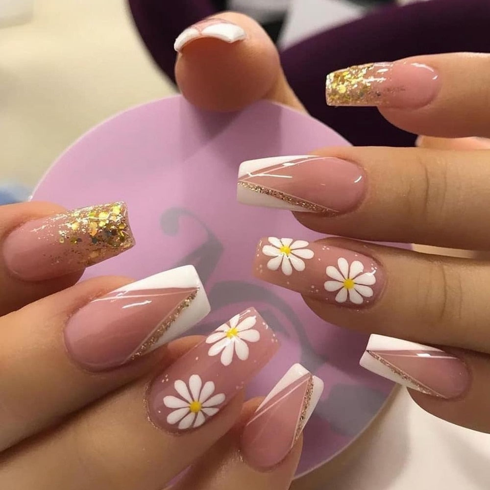 Xpoko 24Pcs/Set French False Nails Pretty White Flower Pattern Gold Glitter Ballerina Nail Art Tips With Design Sticker Press On Nails