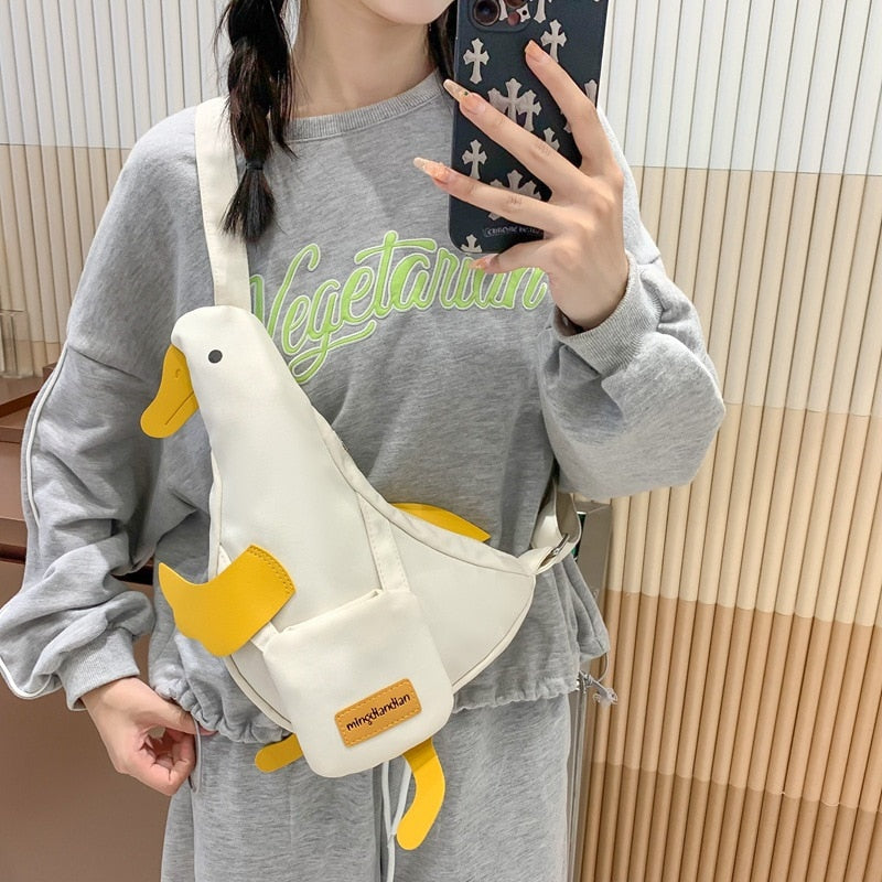 Back to school New Cute Cartoon Duck Chest Bags Japan Style Ins Girl Canvas Satchel Versatile Childlike Ugly Doll Crossbody Bags Designer Bags