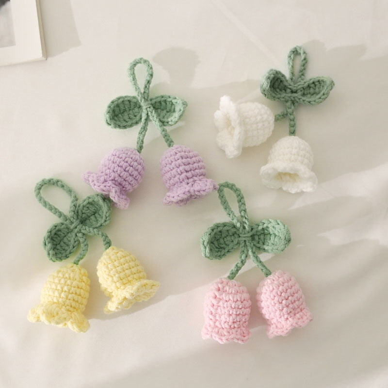 Crochet Flowers Plant keychain Artificial flowers Hanging Decoration Wedding Gift for Guests Car Pendant Keychain Knitted Flower