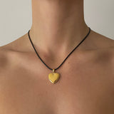 Xpoko 2024 New Woman Necklace Elegant FshionCamille Heart Necklace