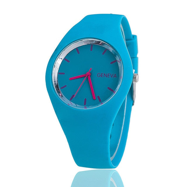 2022 Geneva Women Sport Watches Cream Color Ultra-thin Fashion Gift Silicone Strap Leisure Watch Women Women's Jelly Watches