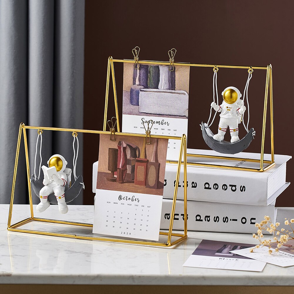 Creative Astronaut Photo Frame Metal Photo Frame Modern Home Decor Living Room Study Bedroom Decor Accessories Birthday Gift
