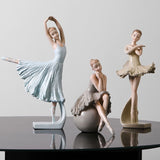 Xpoko Nordic Style Ballet Girl Statues Creative Home Decor Resin Ballet Figurines For Home Living Room Decoration Gift For Girlfriend