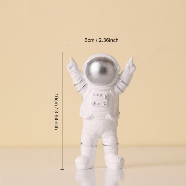 Nordic Astronaut Figurine Resin Spaceman Sculpture Modern Home Decor Miniatures Table Ornaments Room Decorative Cosmonaut Figure
