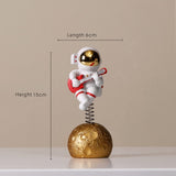 Creative Astronaut Decoration Figurines For Interior Home Decor Resin Astronaut Sculpture Living Room Decoration Statue